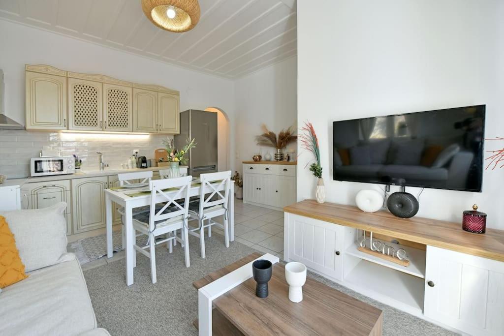 Olivo II Luxury Apartment Hydra  Extérieur photo