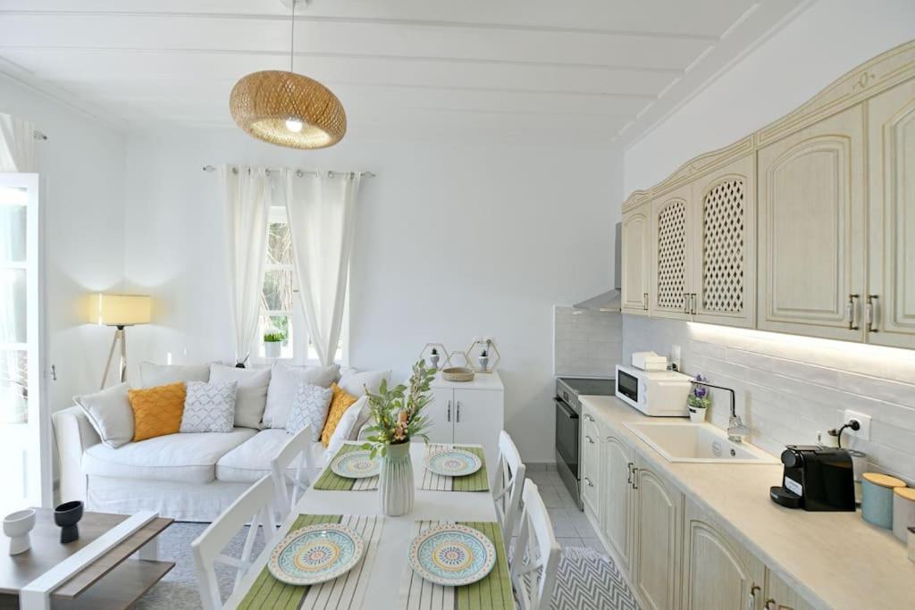 Olivo II Luxury Apartment Hydra  Extérieur photo